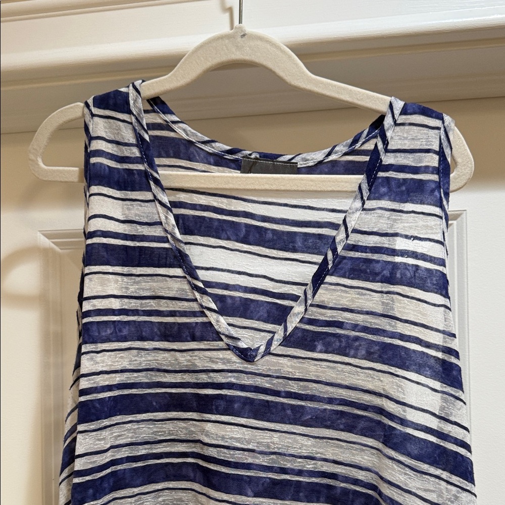 Beach cover up- Striped V-Neck Sleeveless Tunic cover up - Picture 2 of 6